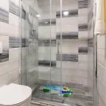 1 Bedroom Stunning In *