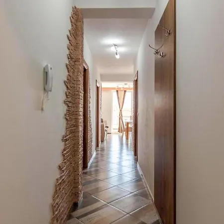 Amazing In With Wifi Apartment Vodice